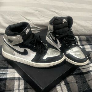 Nike Jordan 1 High OG Silver Top Sneakers